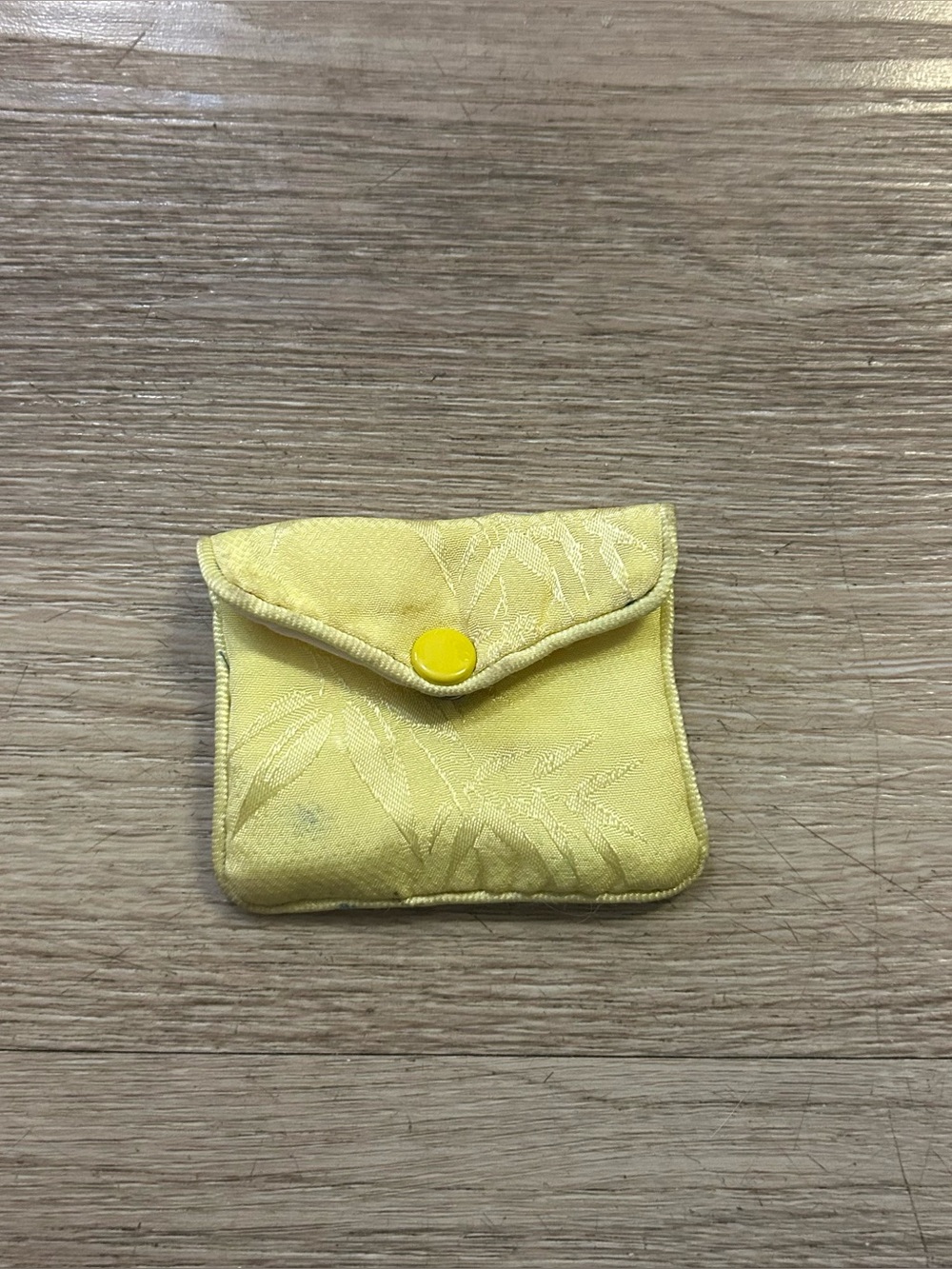 Vintage Yellow Jewlery Bag / Pouch